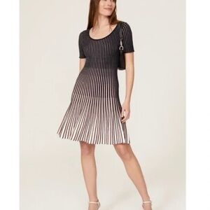 🔥 Milly Godet knit dress in navy and pink/white inset striping new